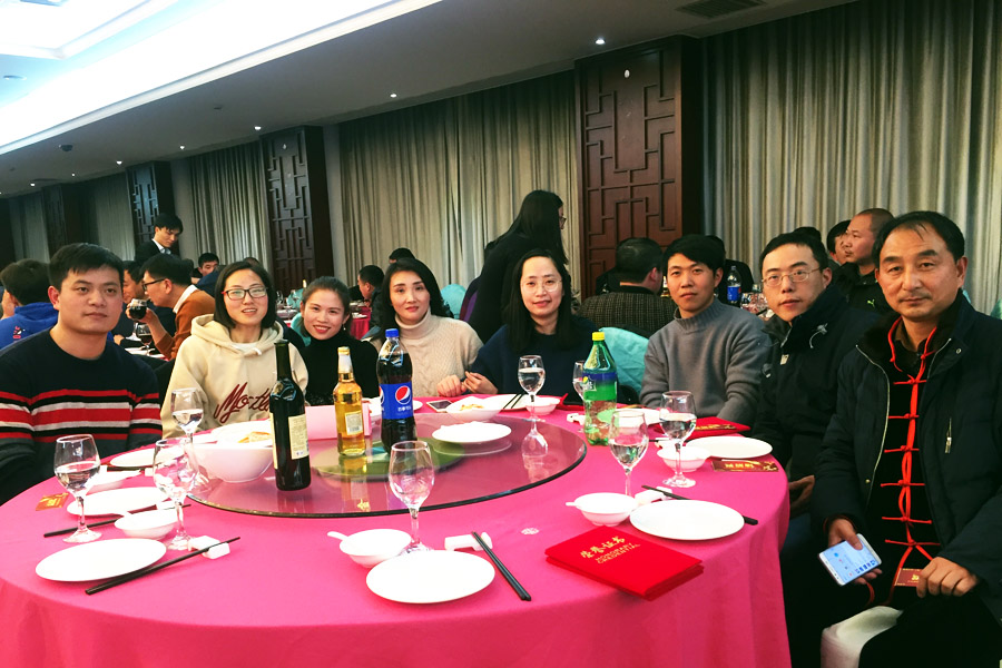 贏戰(zhàn)豬年、共創(chuàng)輝煌--山美股份隆重舉行2018年度表彰大會暨2019迎新年會