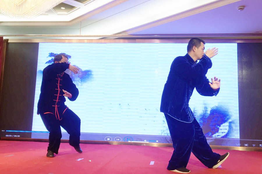 贏戰(zhàn)豬年、共創(chuàng)輝煌--山美股份隆重舉行2018年度表彰大會暨2019迎新年會