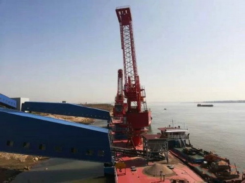 湖北一永久性砂石集并中心建成，總投資約2.5億元，年設(shè)計(jì)吞吐量360萬(wàn)噸