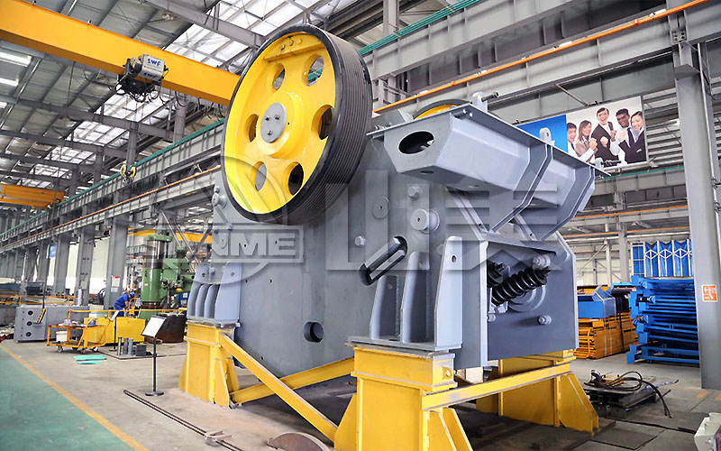 顎式破碎機(jī)怎么樣？顎式破碎機(jī)的性能特點(diǎn)