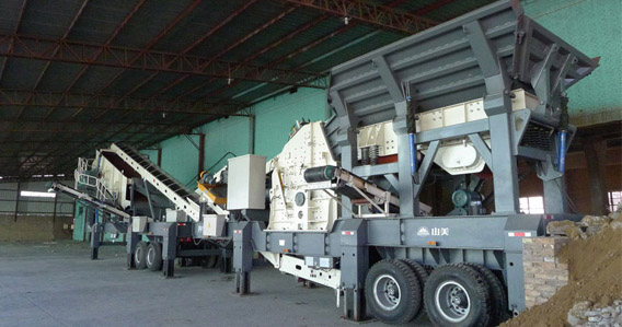 我國建筑垃圾日益嚴重，建筑垃圾移動式破碎機領(lǐng)域面臨新的發(fā)展機遇。