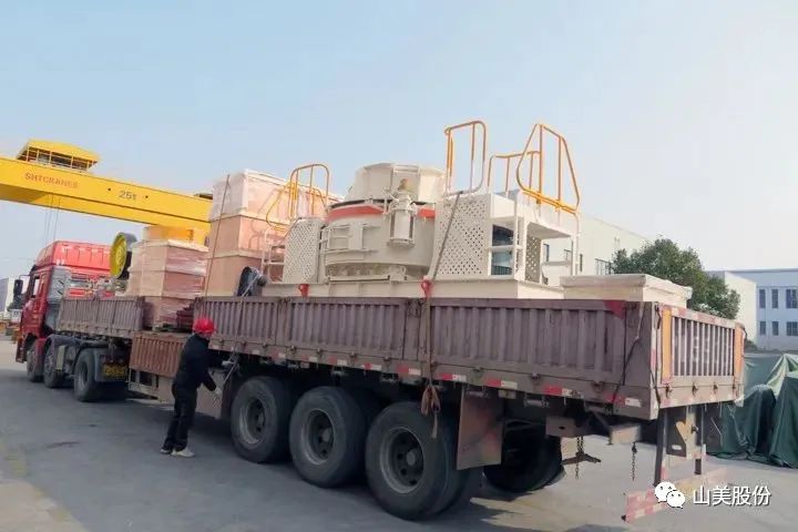 新年快樂 | 回首2022，闊步2023