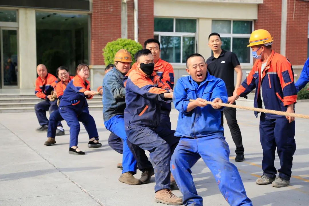 上海山美股份2025春季運(yùn)動會火熱啟幕！拔河、籃球預(yù)賽燃情開戰(zhàn)